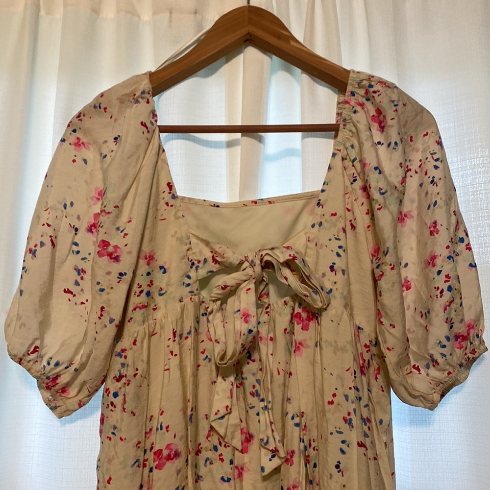 Dress - Picture 3 of 4
